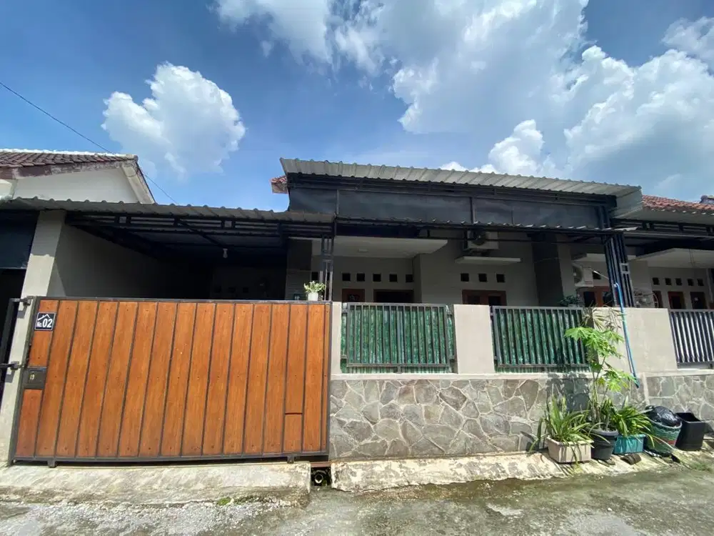 DIJUAL RUMAH BANJARSARI, SOLO, JAWA TENGAH