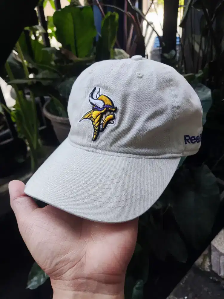 Topi Reebok NFL Edition Original Logo Viking Bordir