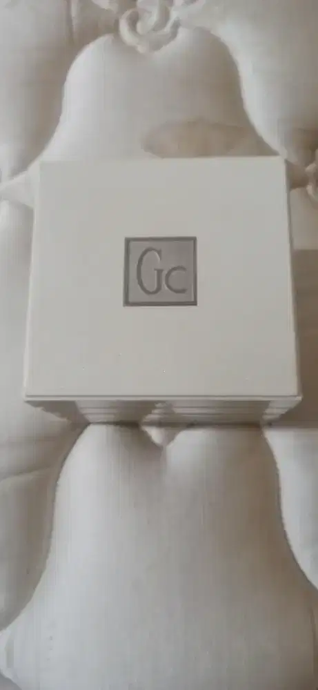 KOTAK JAM TANGAN GUESS ORI