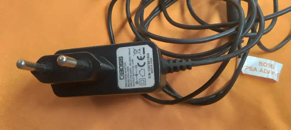 Adaptor original BOSS PSA 230 S 9 VOLT 500mA