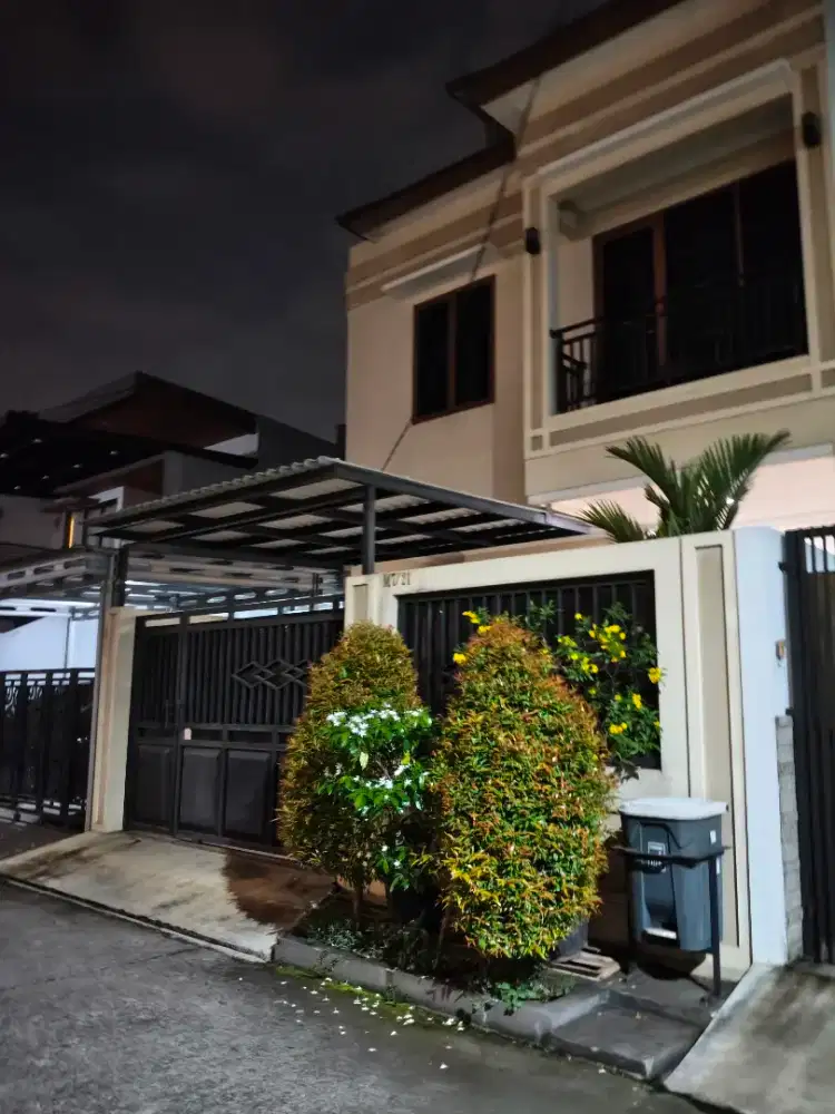 Dijual Rumah cantik siap huni di Galaxi Bekasi selatan  Bebas Banjir