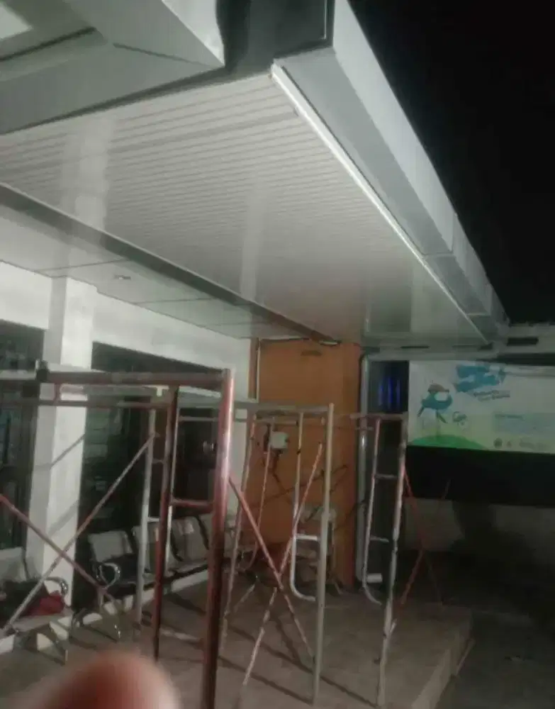 Kanopi dengan plavon PVC minimalis