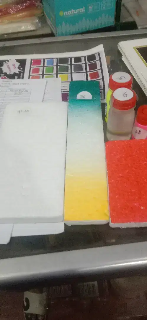 Styrofoam/gabus/lem gabus/cat gabus