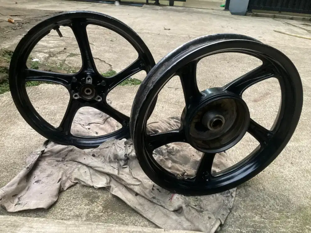 Velg Mio M3 depan belakang