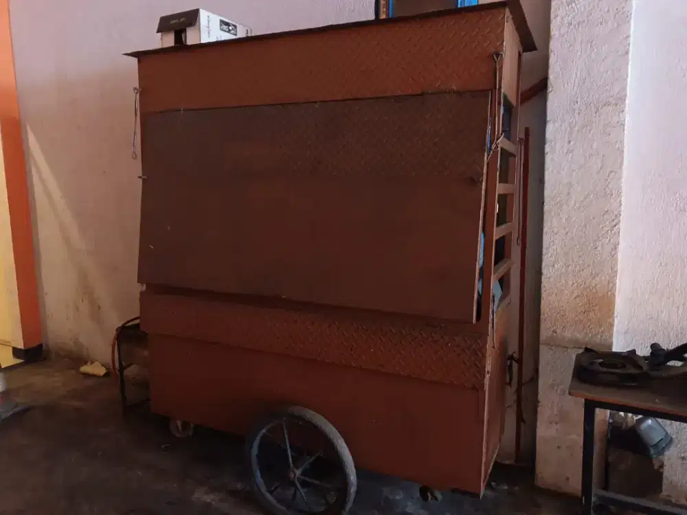 Gerobak Besi Cocok Buat Usaha Makanan