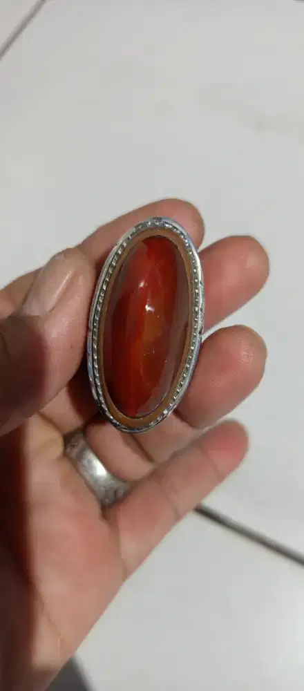 Batu pandan nanas merah