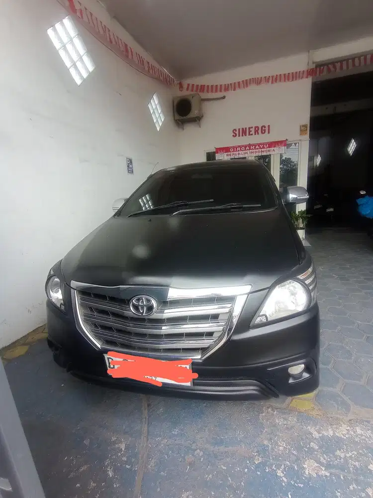 Toyota Kijang Innova 2014 Bensin