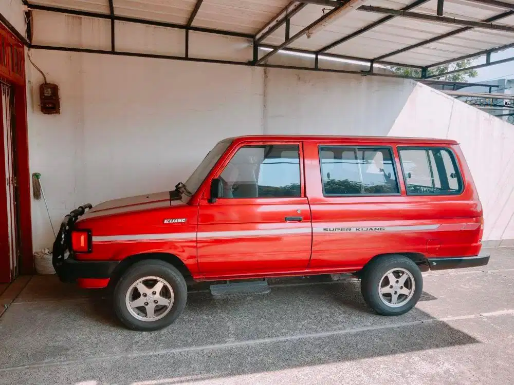 Toyota Kijang 1987 Bensin