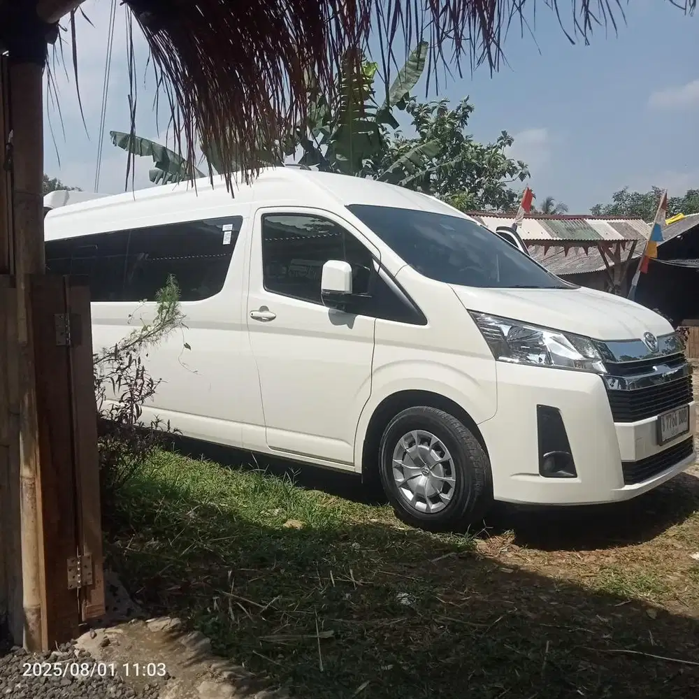 Rental Hiace Premio Luxury Murah 8-10Seat Atau Sewa Comutter 12-14seat