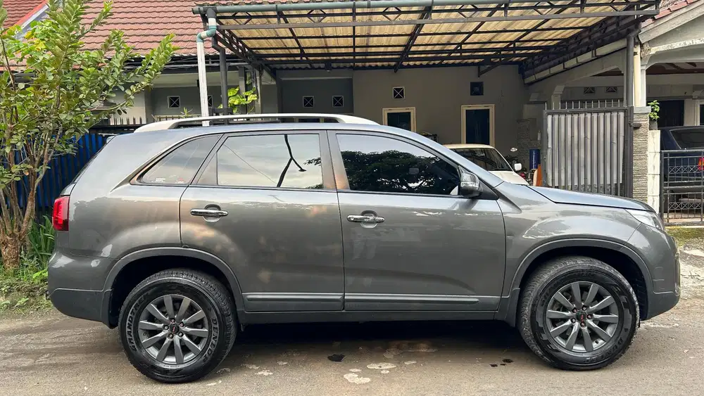 Kia Sorento 2013 Bensin