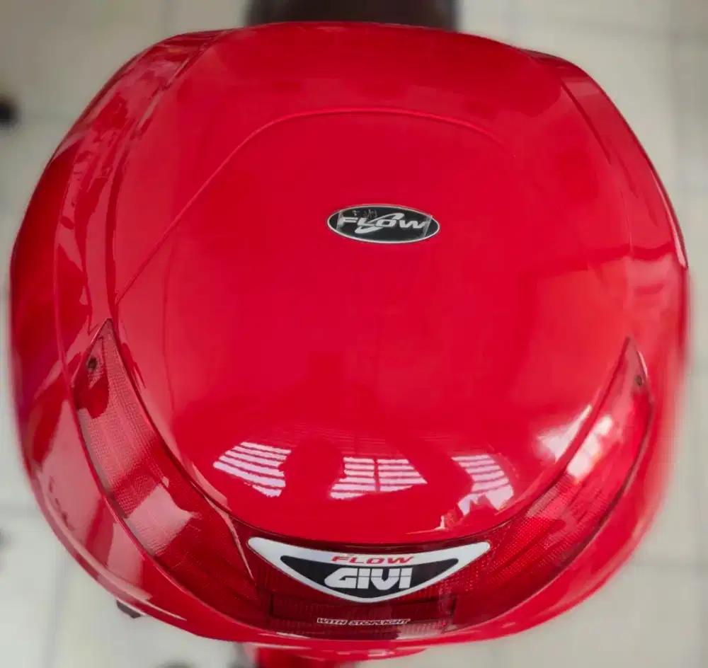 Givi E35 Merah glosy