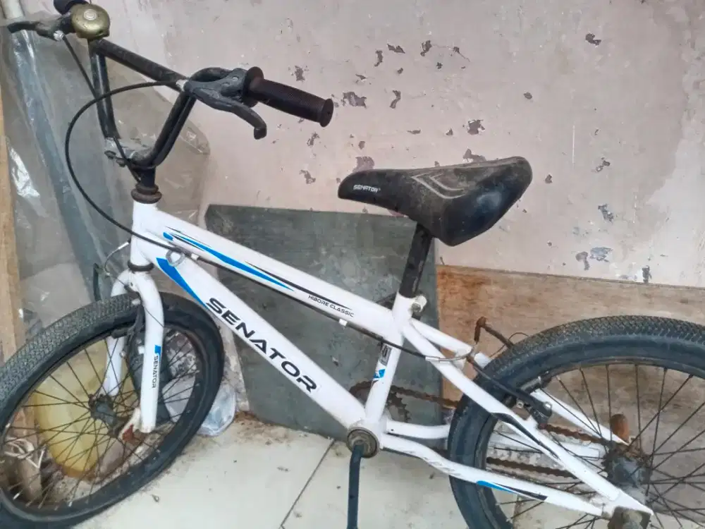 Sepeda BMX merk Senator