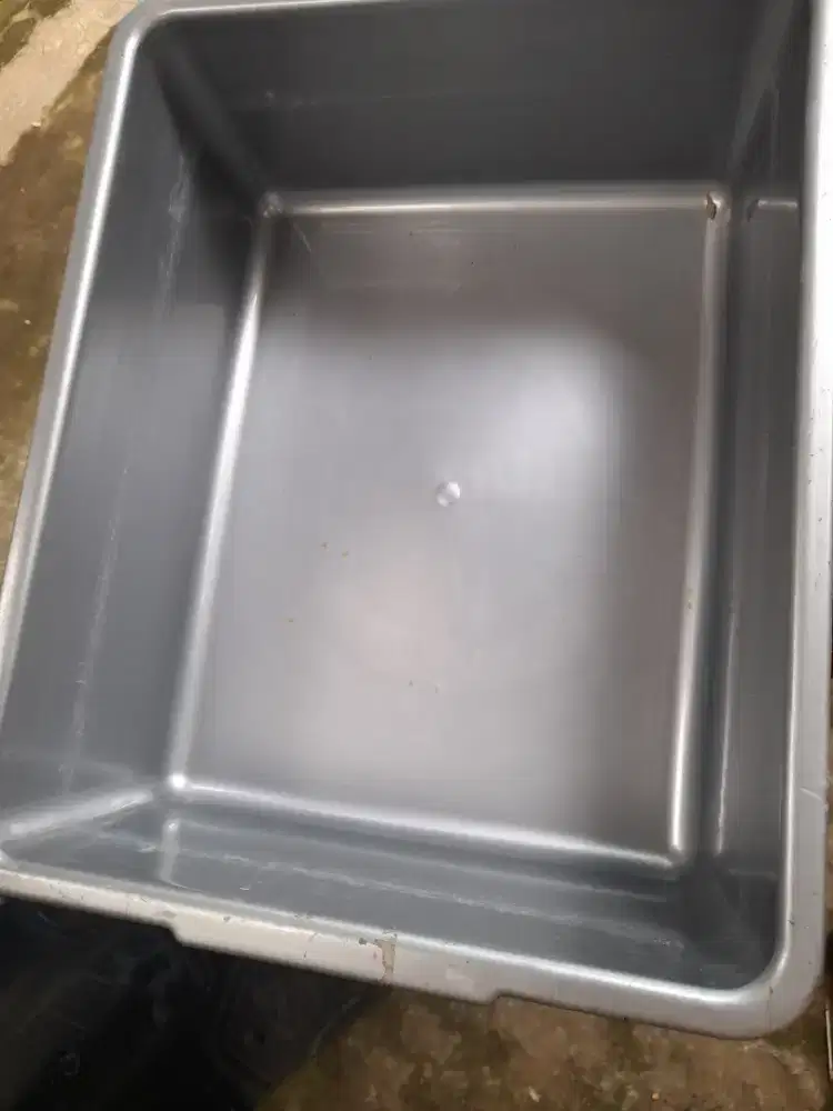 Bak tahu,toples, box es krim,batu krikil