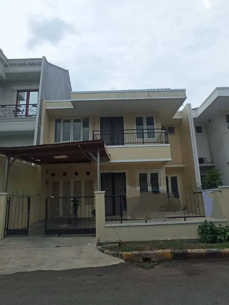 JUAL CEPAT RUMAH 2 L SIAP HUNI  MITRA GADING VILA KELAPA GADING