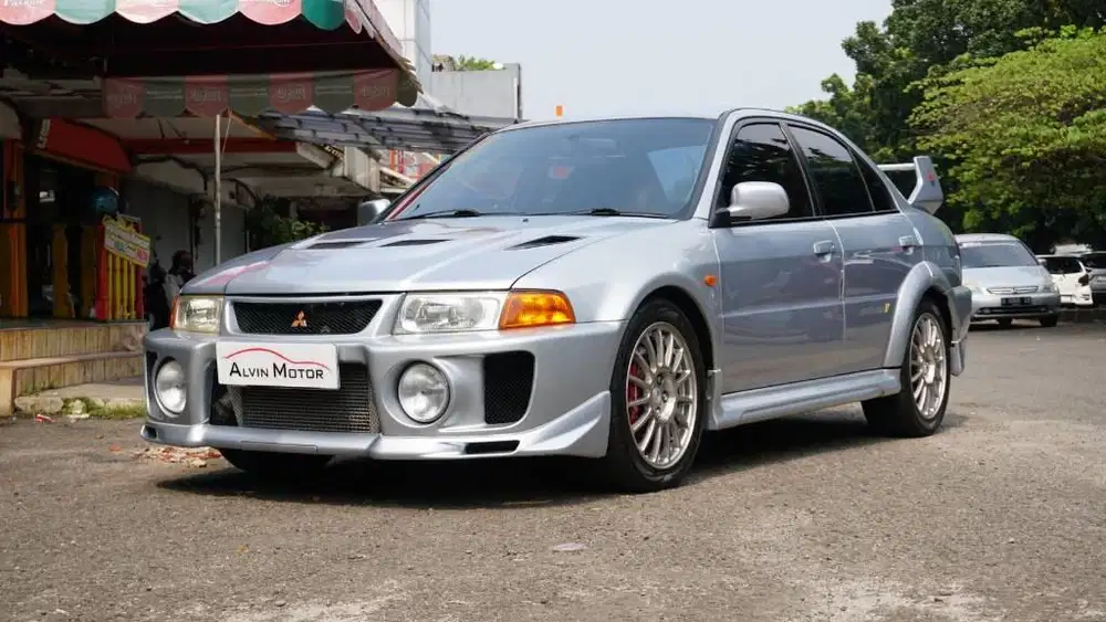 Mitsubishi Lancer Evolution V RS