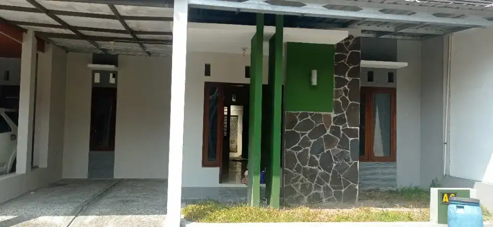 Disewakan rumah dekat UMS di perum Permata Regency, gonilan Kartasura