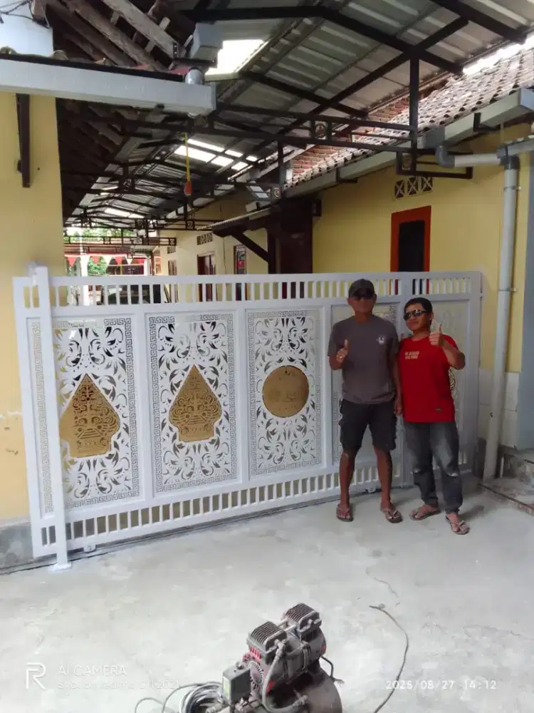 Pagar gerbang model pelat cutting laser motip terbaru