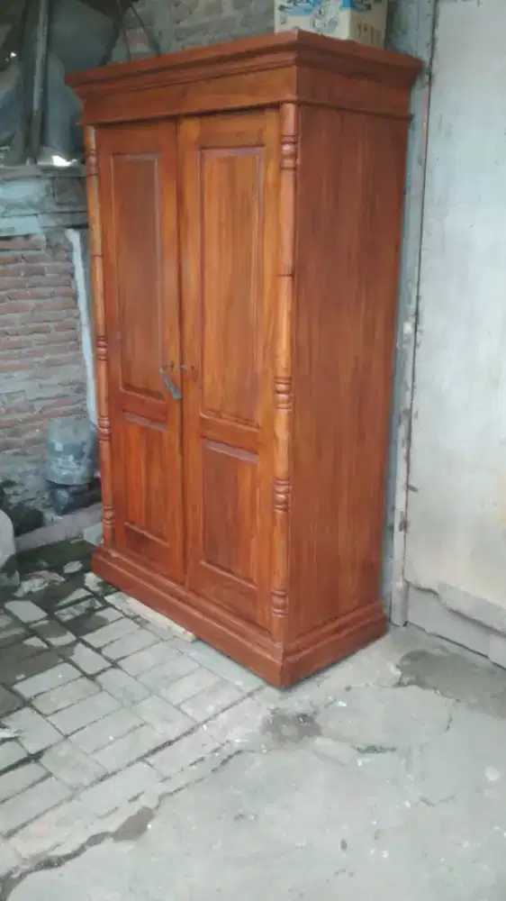 Lemari jati 2pintu polos