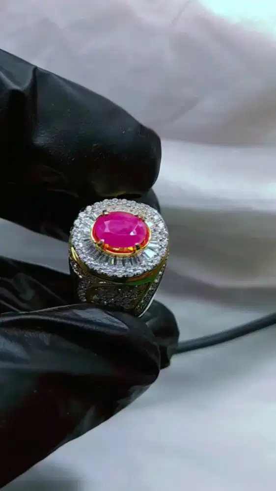 Ruby Radissh pink H(a) 1.13ct