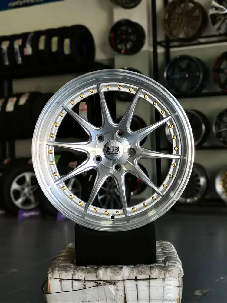 SALE!!! Velg DS07 R18 for Camry, Innova Reborn/Zenix, Alphard, dll
