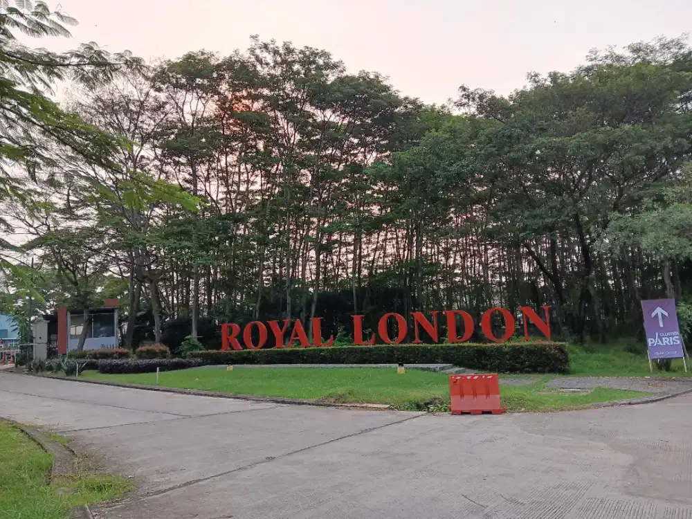 Rumah Mutiara Gading City Cluster Royal London Dijual cepat