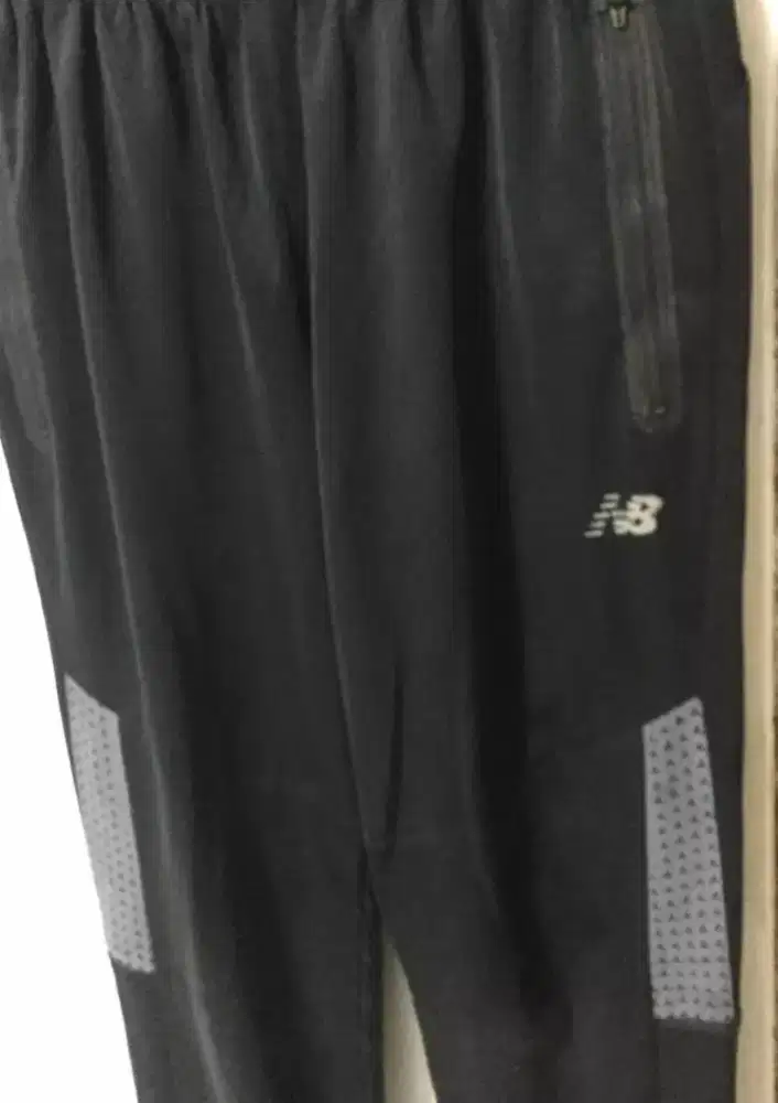 Celana training original NB Dan Hummel