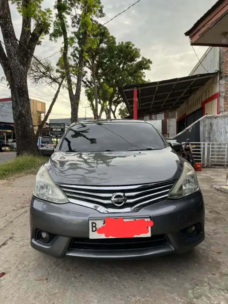 Nissan Grand Livina 2017