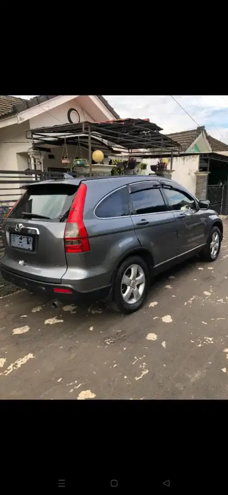 Mobil CRV mewah berkelas tahun 2009