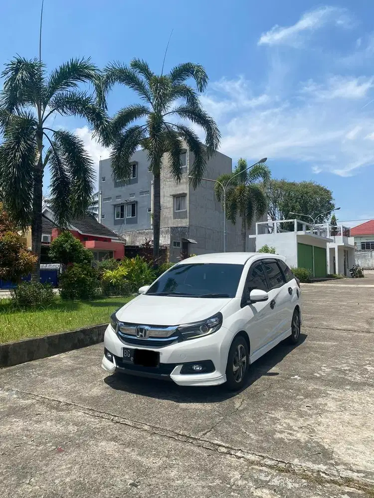Mobilio E CVT Matic 2021 Km 60rb