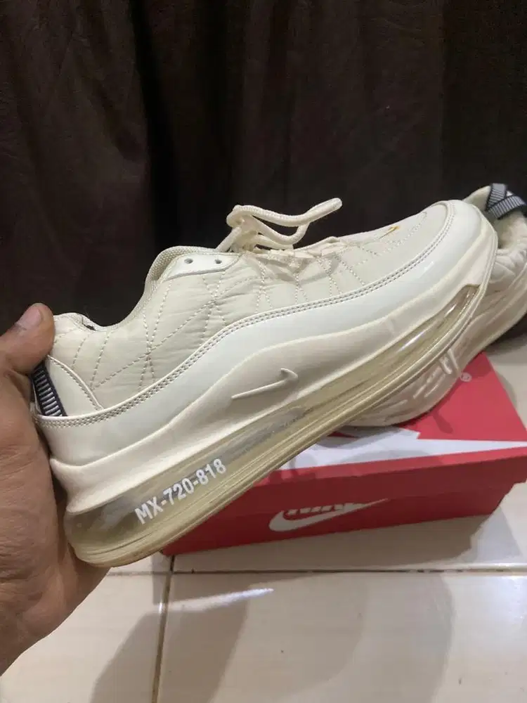 Sepatu nike size 40 masi kaya baru