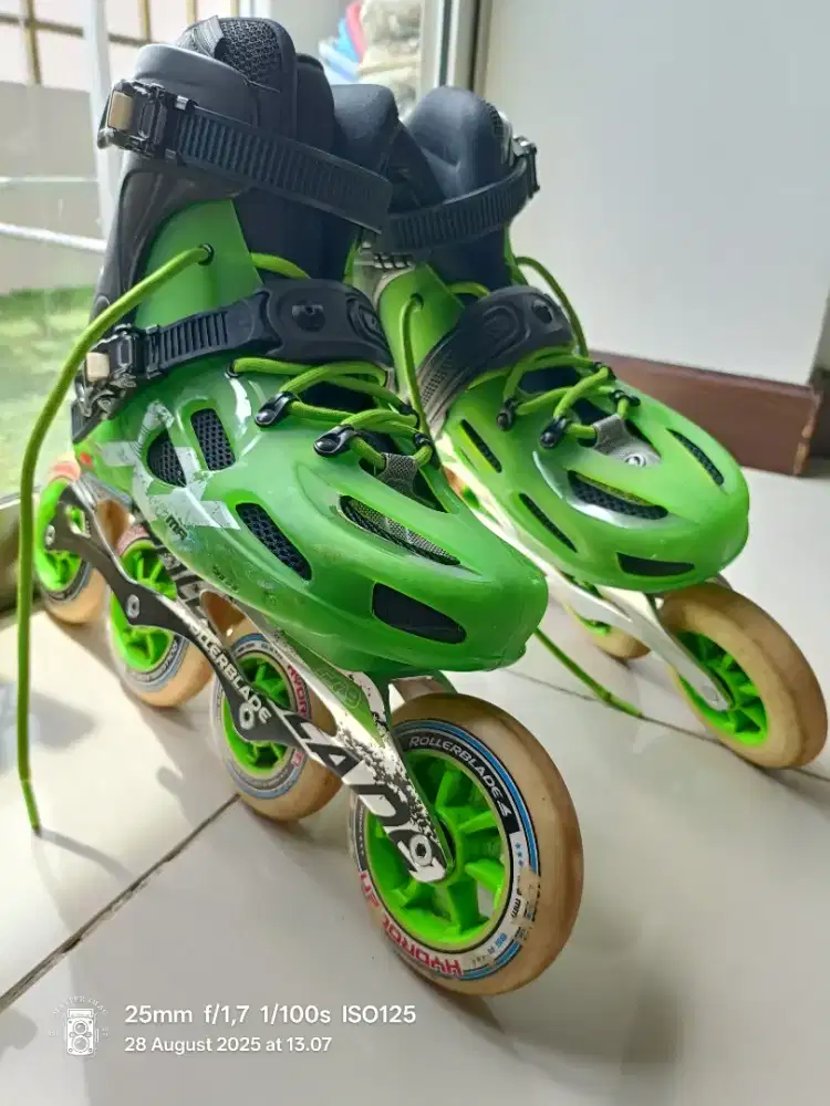 SEPATU RODA Roller Blade Twister Bekas