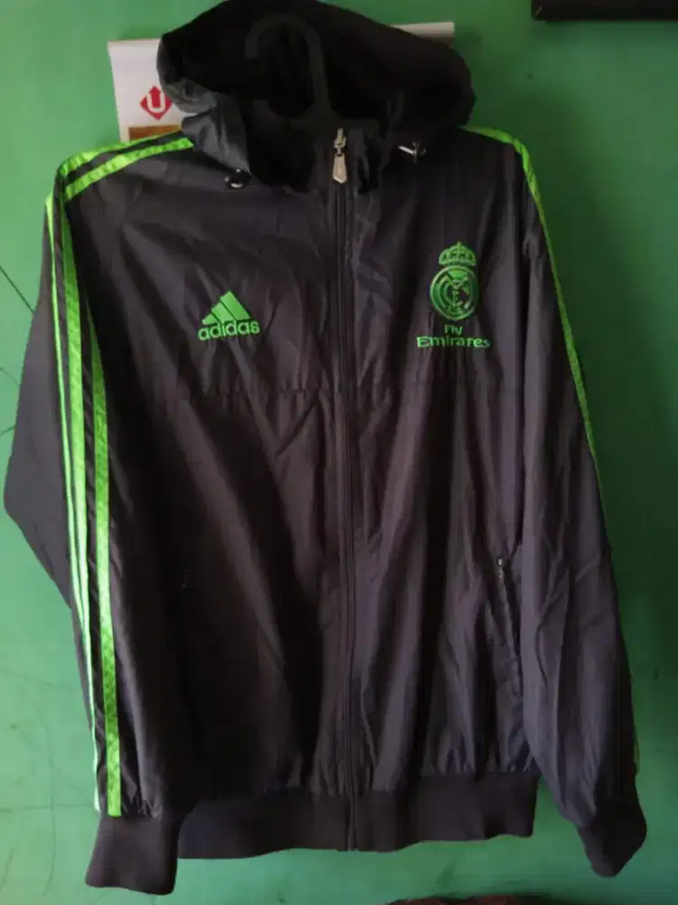 Jaket Hoodie Adidas