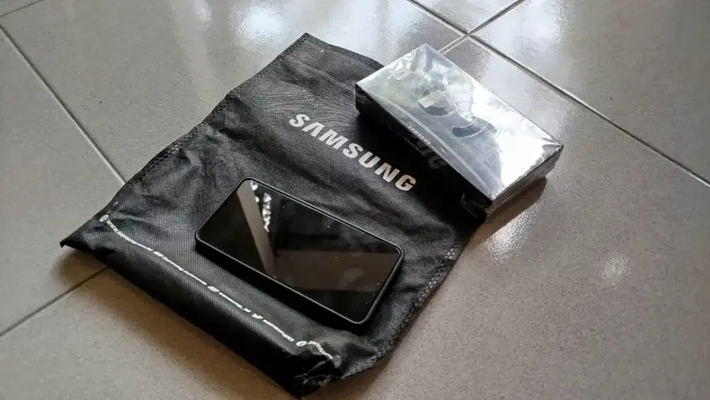 samsung galaxy S21+/S21 plus