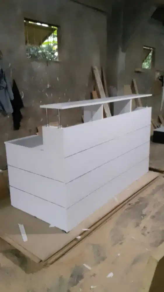 Meja kasir L terbaru