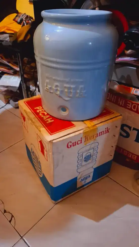 Guci galon aqua original keramik