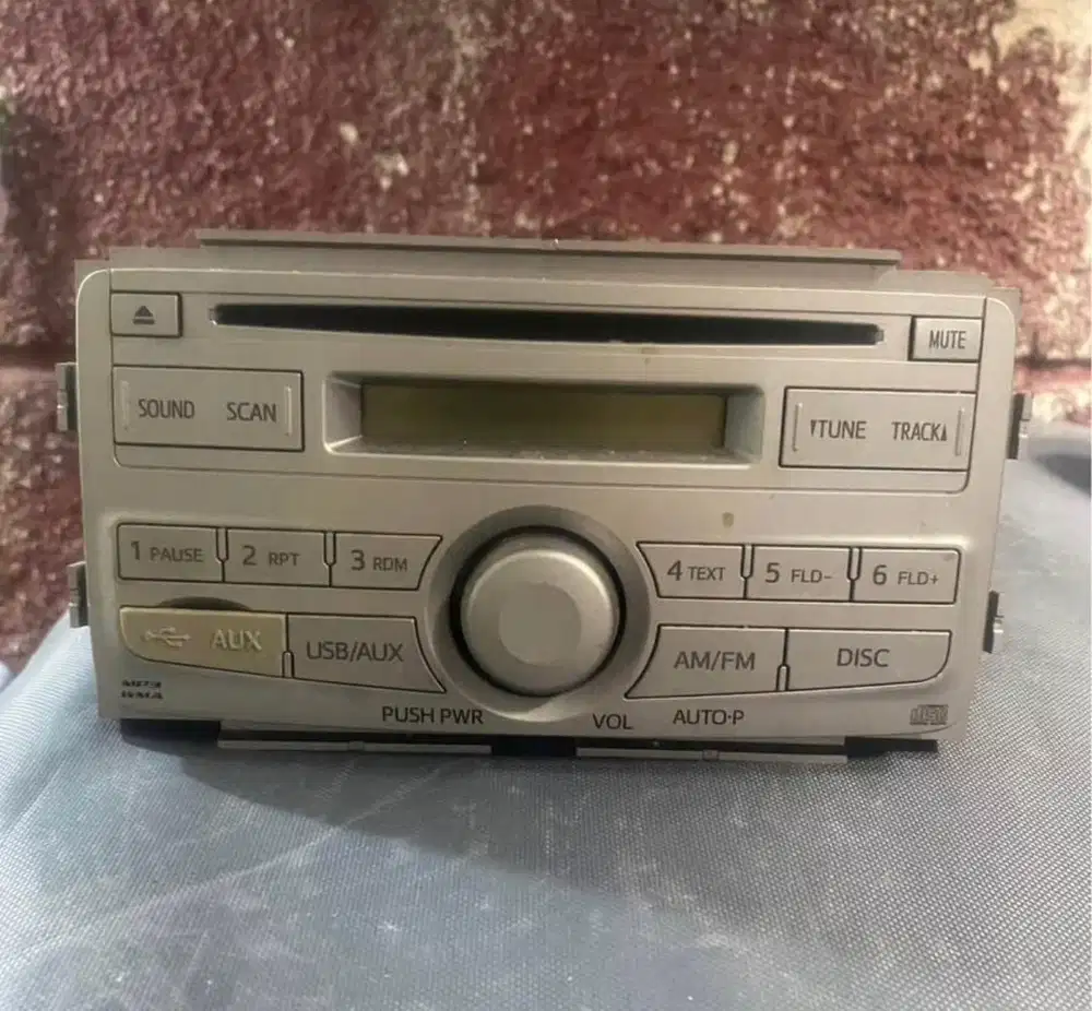 Jual Audio Ayla 2014 Bagus