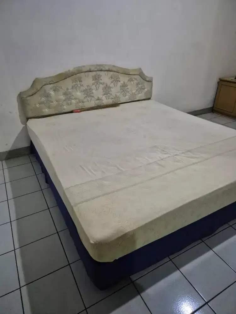 Kasur springbed