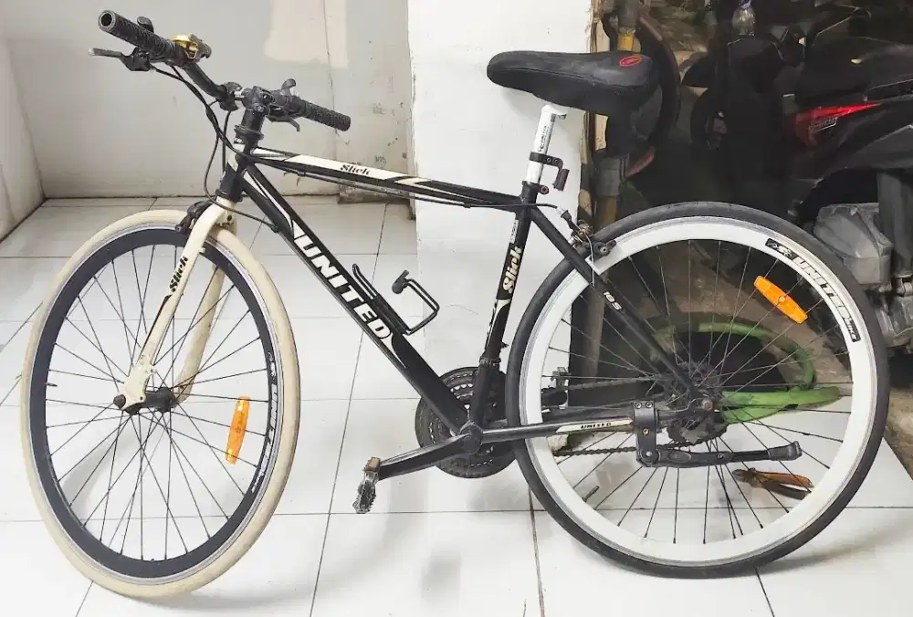Sepeda Fixie United Slick
