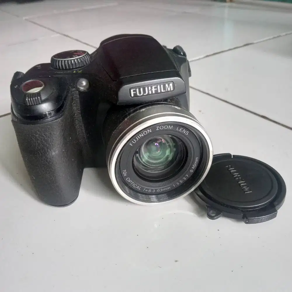 FUJIFILM FINEPIX S700 Retro Digicam Kamera Classic 48x Total ZOOM