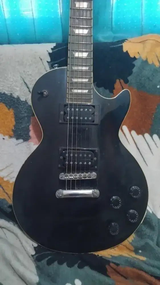 GITAR LES PAUL & EFEK