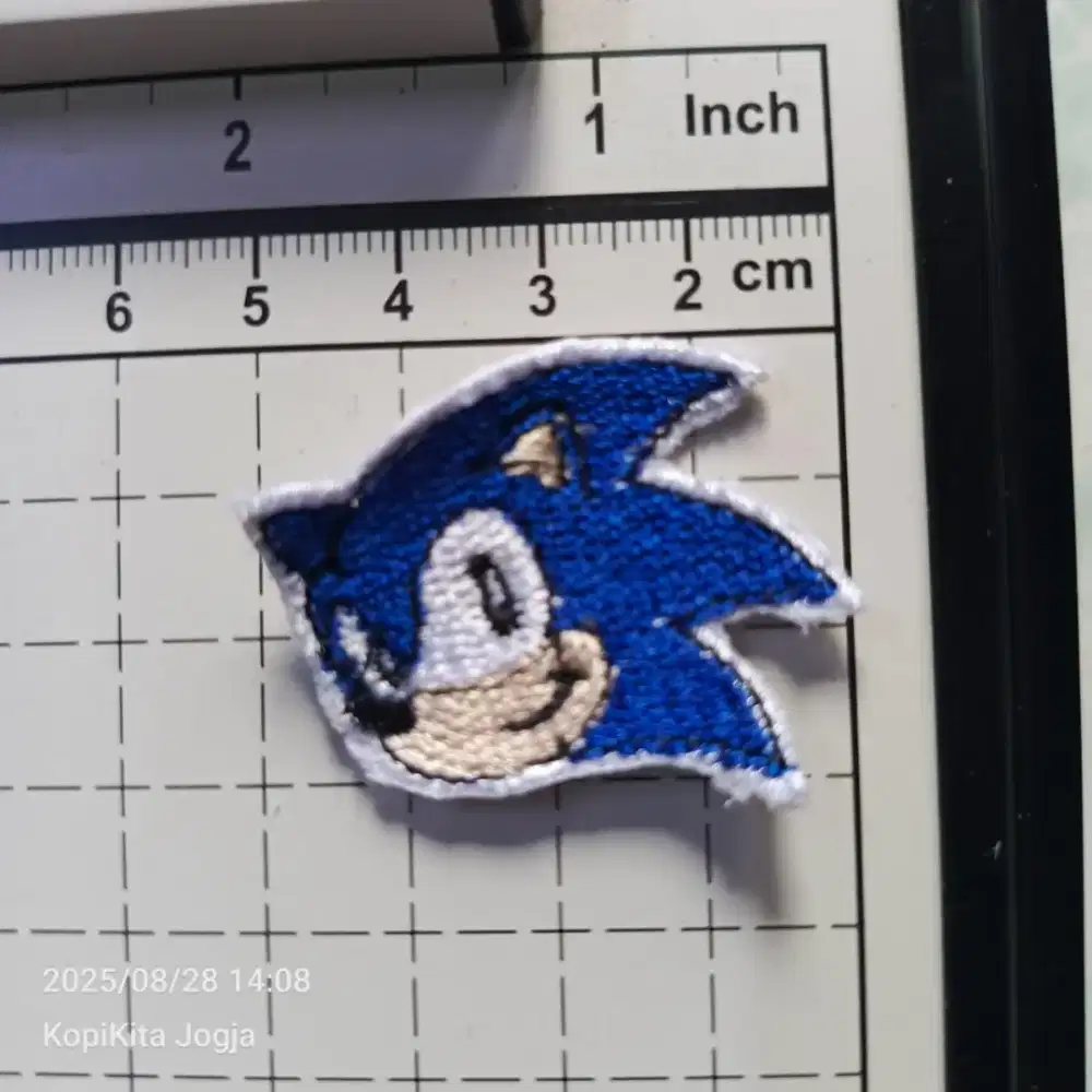 Emblem patch bordir sonic