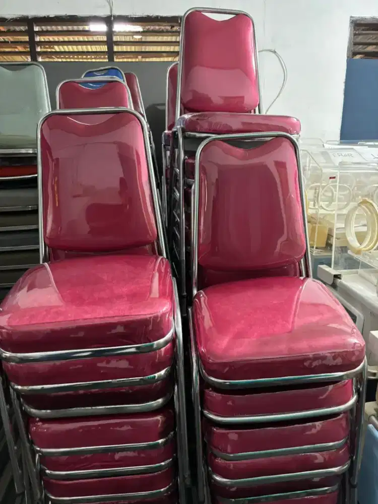 Kursi susun stainless