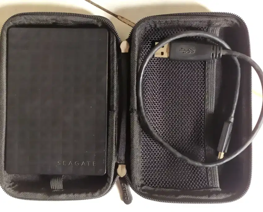 Hardisk Eksternal SEAGATE + Softcase