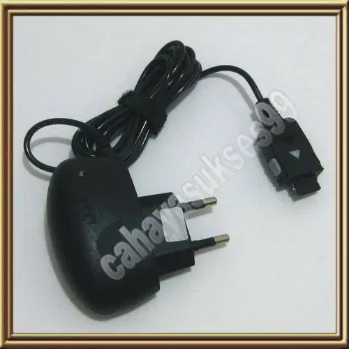 Charger Samsung W579 E530 E538 i320 E880 E538 D730 i320N X810 Cas Hape