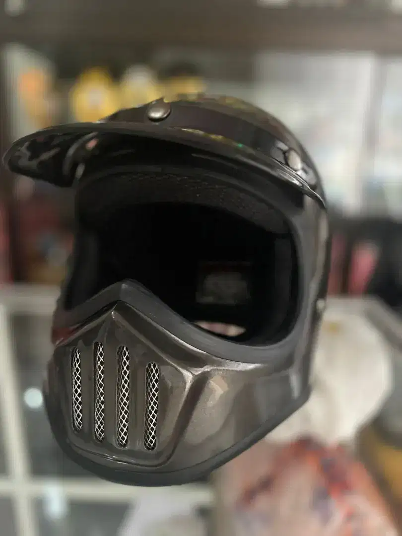 Helm Cakil merk JS