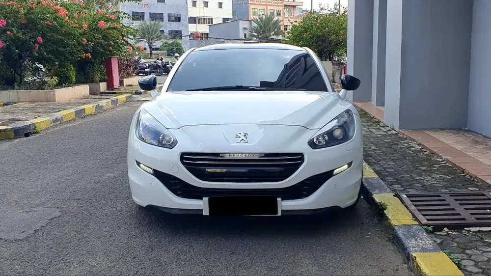 Peugeot RCZ 1.6 AT White on Black NIK 2013 Antik Low KM 13rb Record
