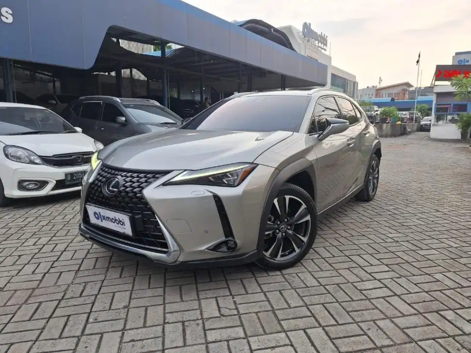 DP 5% Lexus UX200 2.0 Luxury Bensin-AT 2021 KMR
