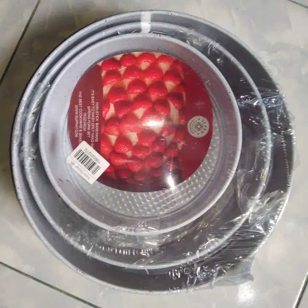 Satu set loyang bongkar pasang supra size 18/22/26cm
