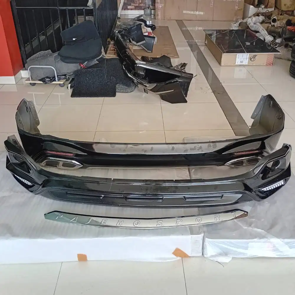 Bodykit + List Chrome PAJERO SPORT — All New Pajero Sport 2016 up