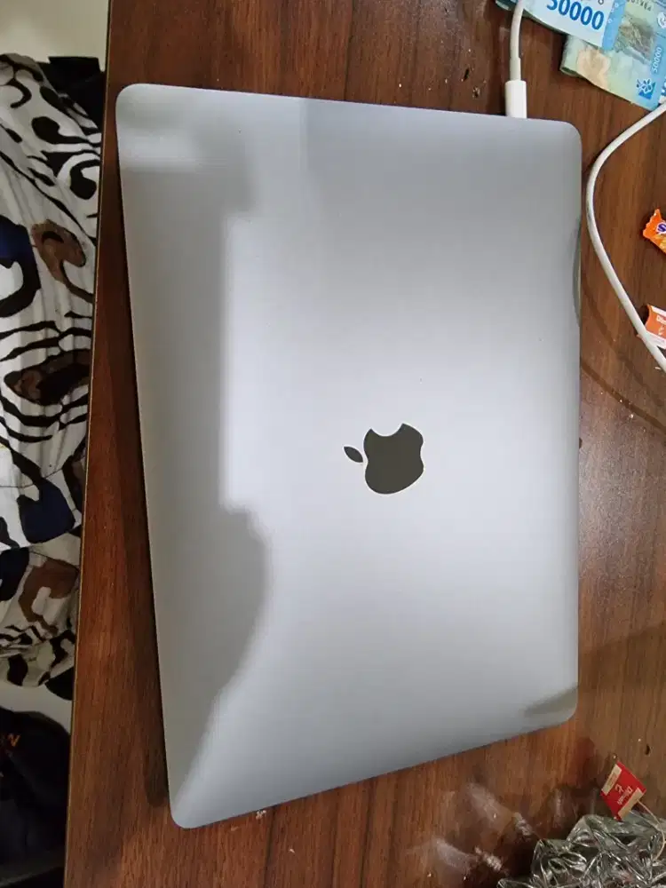 Dijual Macbook air Pro core i5